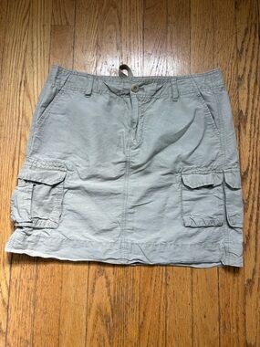 GAP Khaki Cargo Skirt with Utility Pockets